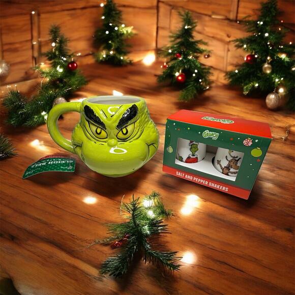 Dr. Seuss The Grinch 3D Sculpted Face Mug, Salt & Pepper Shakers Christmas Set - Picture 2 of 4